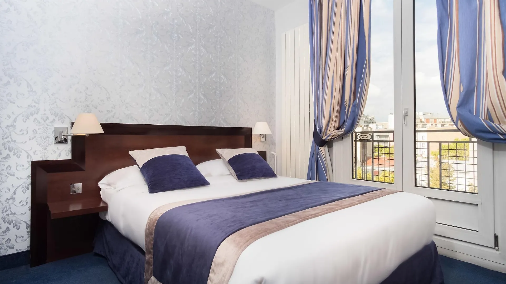 Hotel Virgina 3*