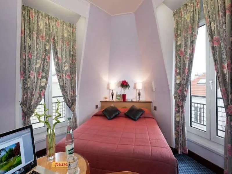 Virgina 3* Parigi